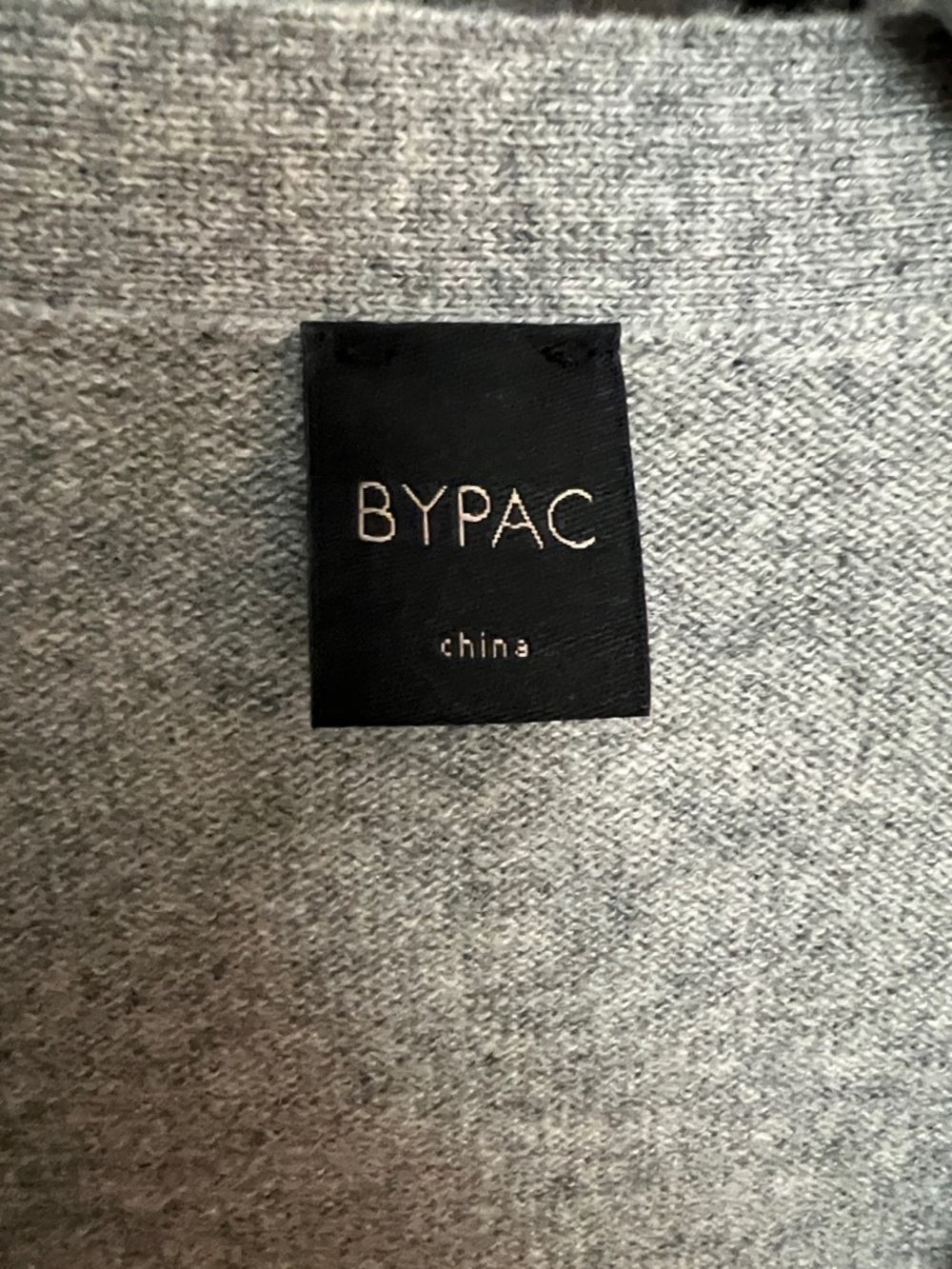 100% cashmere BYPAC heather gray cardigan L - Picture 3 of 8